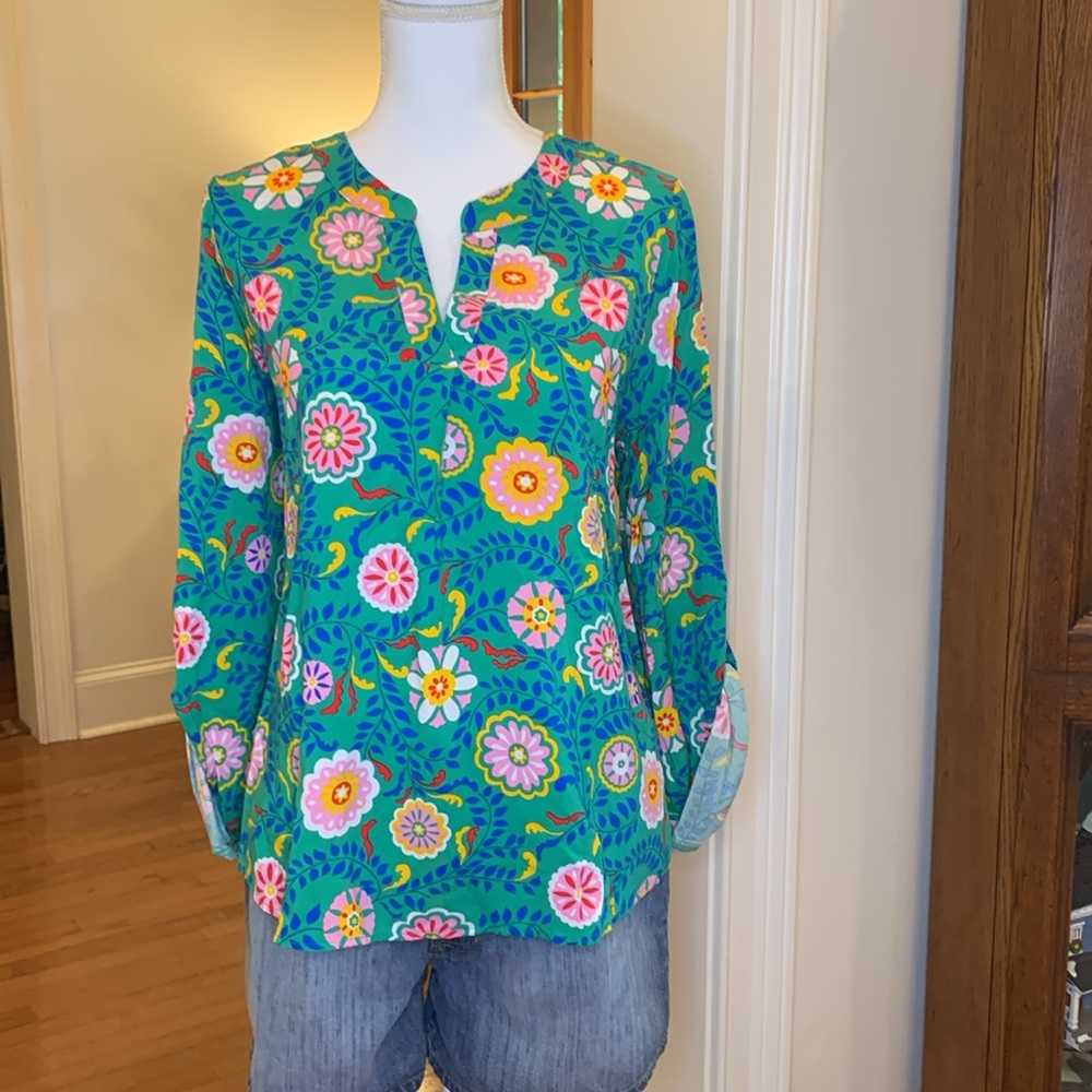 Green 3/4 Sleeve Relaxed Blouse with Mandarin Collar